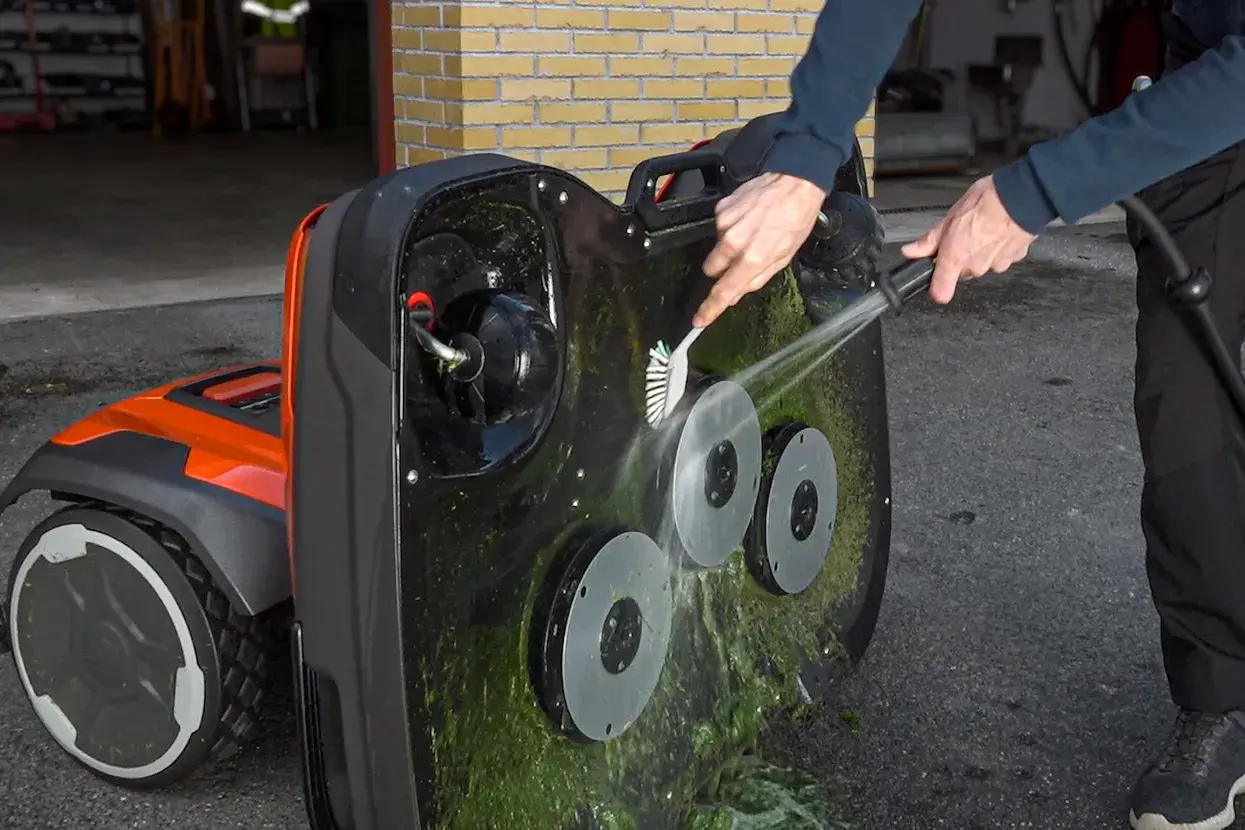 Husqvarna CEORA® 546 EPOS® / RZ 43M /
