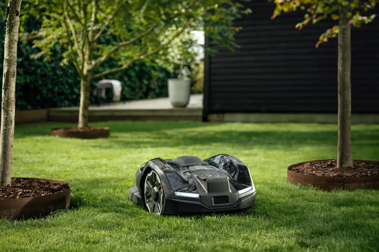 Husqvarna Automower® 405XE NERA met dra
