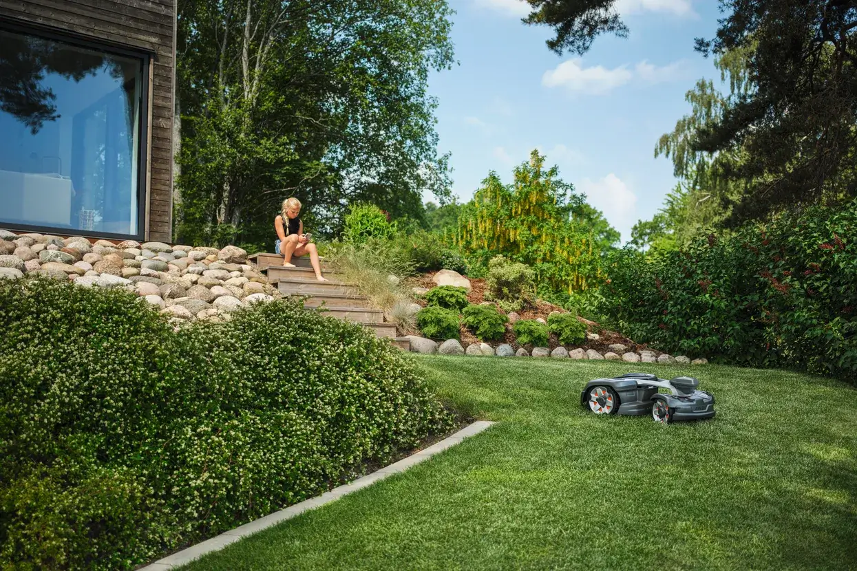 Husqvarna Automower® 435X AWD NERA met