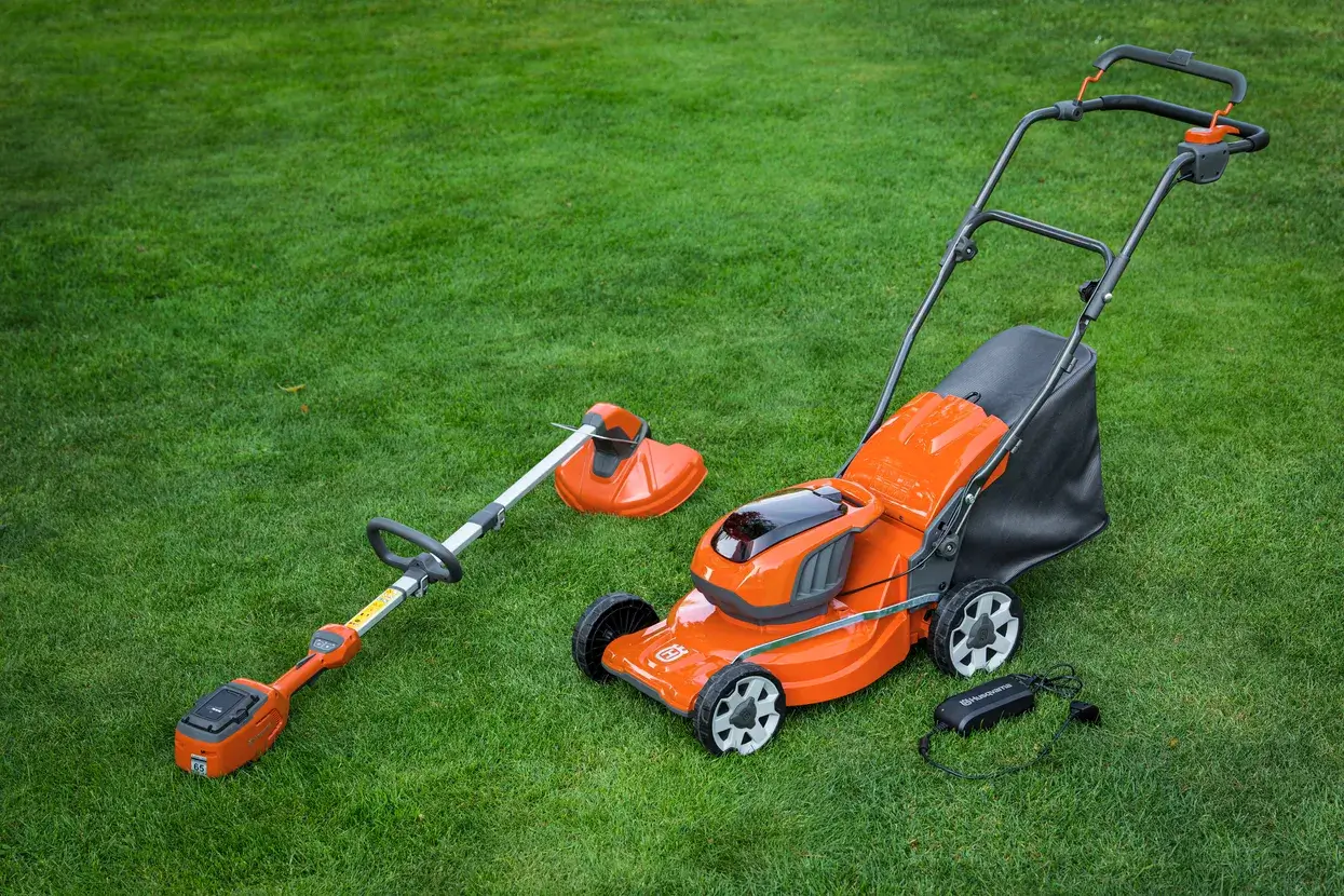 Husqvarna LC137i