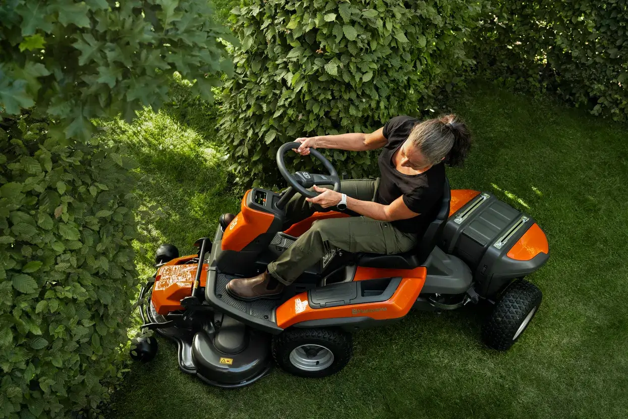 Husqvarna R 200iX AWD