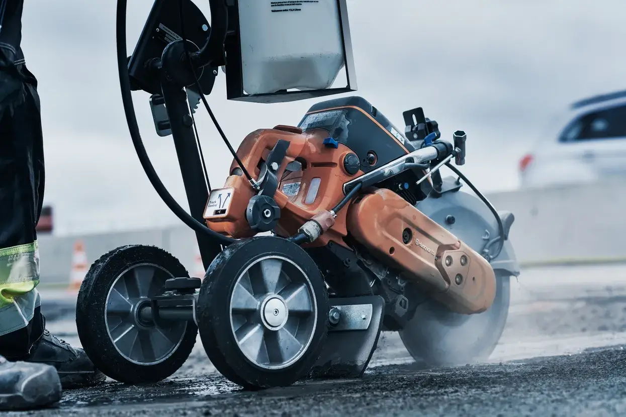 Husqvarna K 770