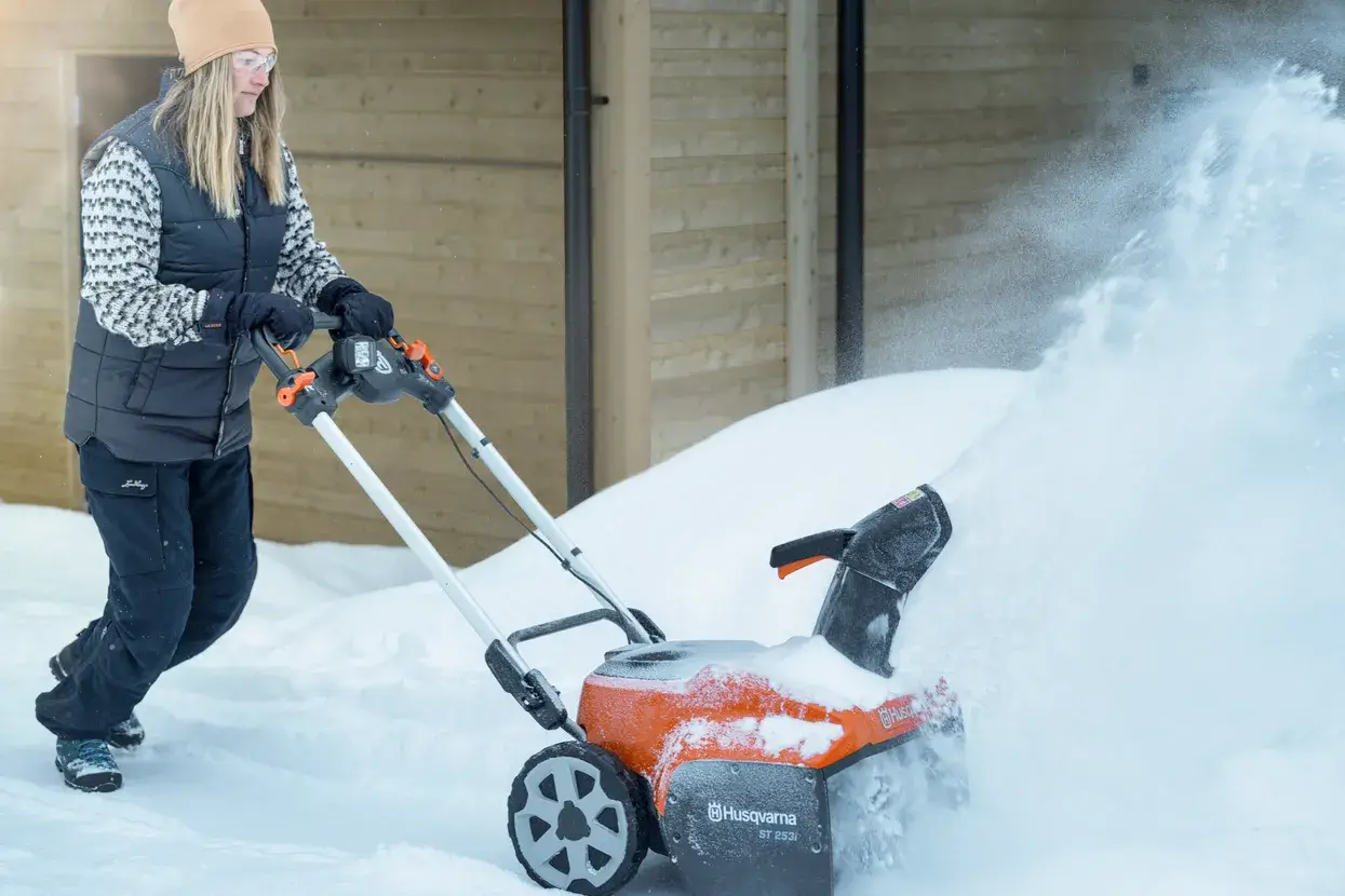 Husqvarna ST 253i-sneeuwblazer