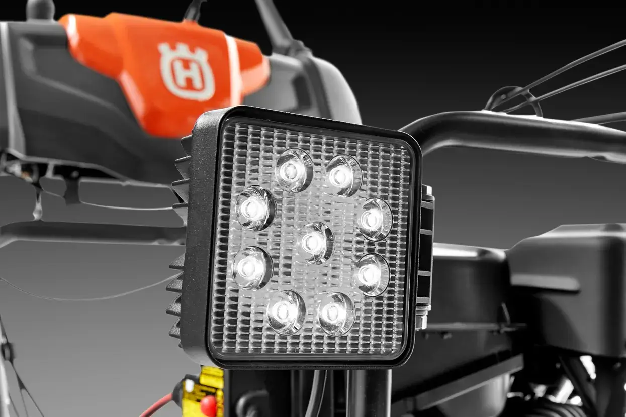 Husqvarna ST 224 Sneeuwblazer