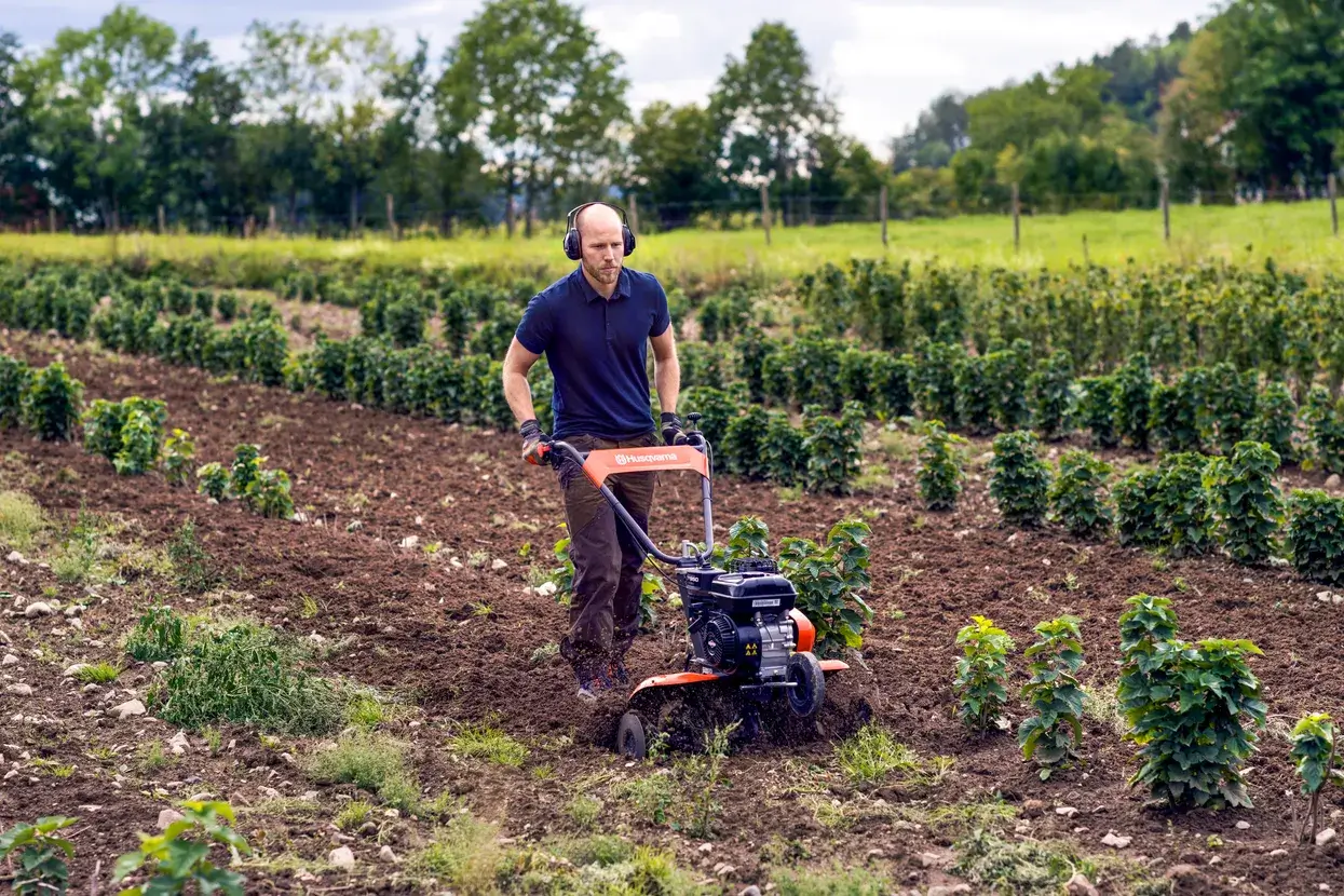 Tuinfrezen Husqvarna TF 335