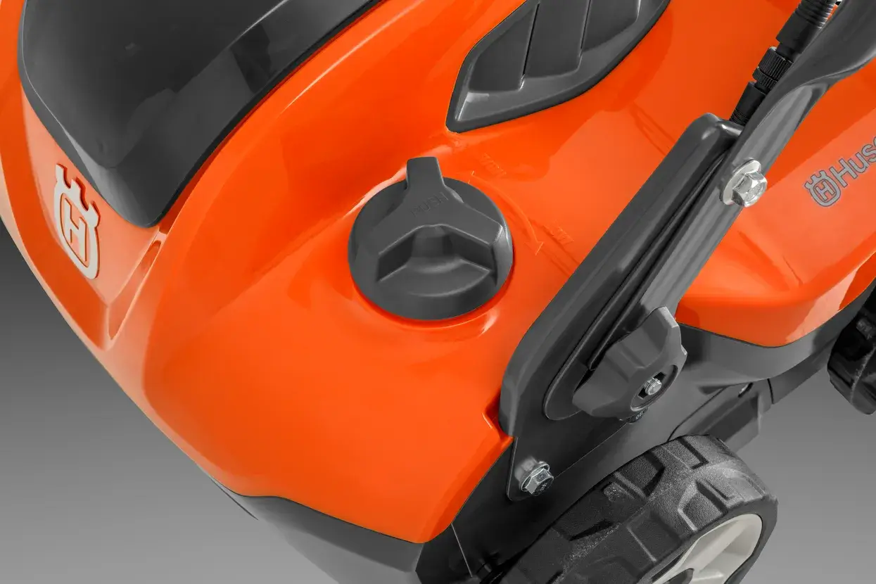 Verticuteermachine Husqvarna S 138C