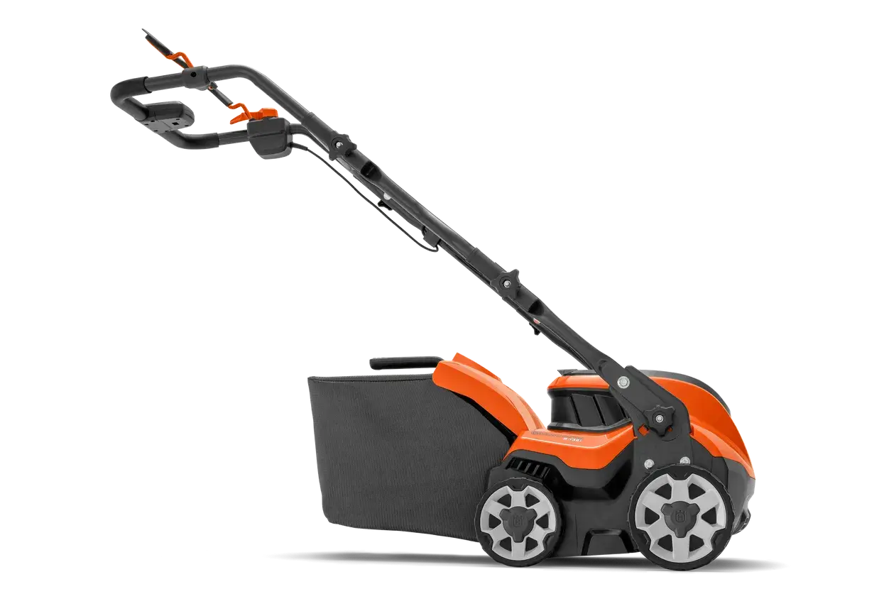 Verticuteermachine Husqvarna S 138i