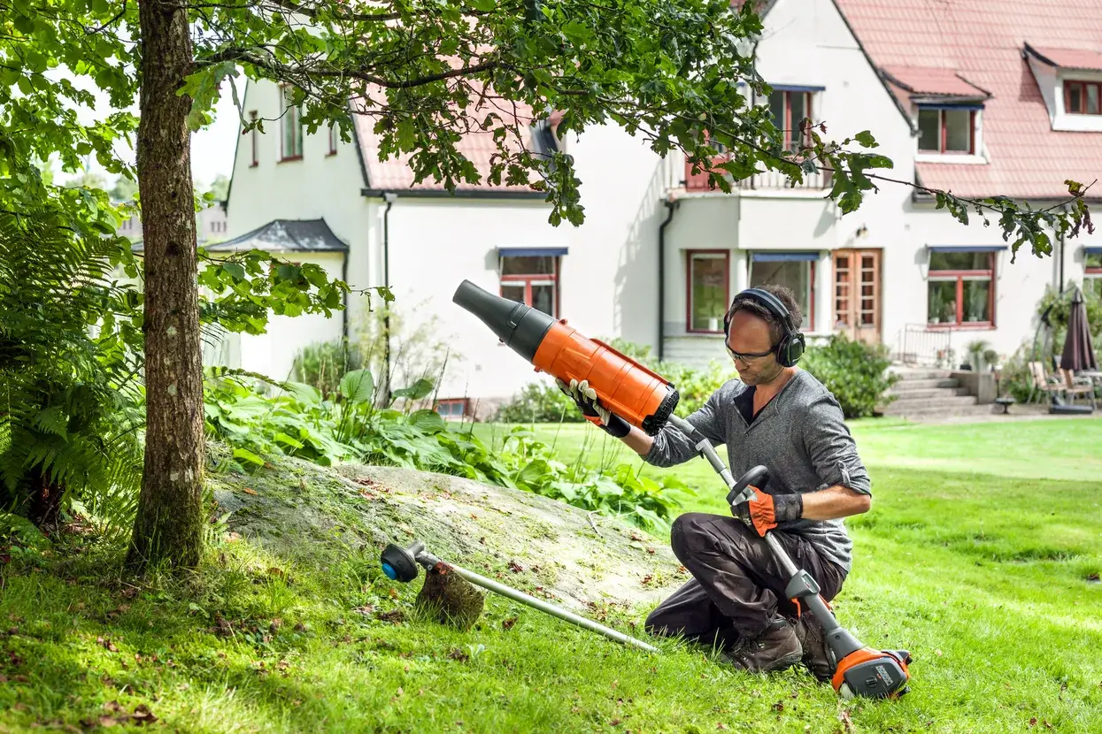 Husqvarna 129LK